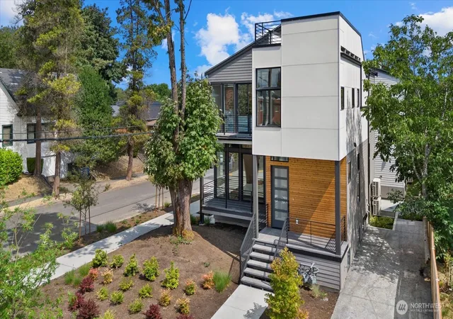 Photo 1 of Single family home for sale at 128 24th Avenue, Seattle, WA 98122 | MLS# NWM2422215 | Listing updated on 2026-09-30