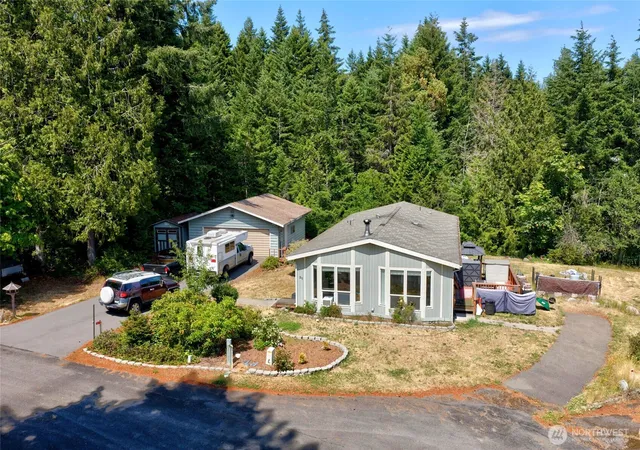 Photo 1 of Manufactured home for sale at 31 Hood Pl, Brinnon, WA 98320 | MLS# NWM2423454 | Listing updated on 2026-09-17