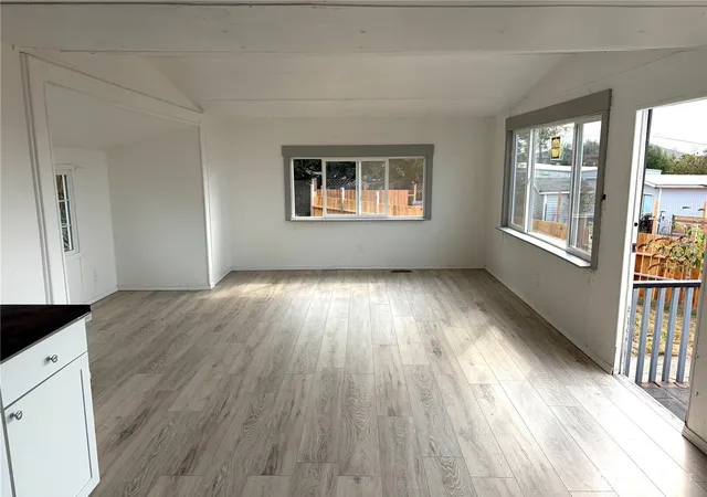Photo 4 of Manufactured home for sale at 8484 Alder Way, Blaine, WA 98230 | MLS# NWM2425120 | Listing updated on 2026-09-17