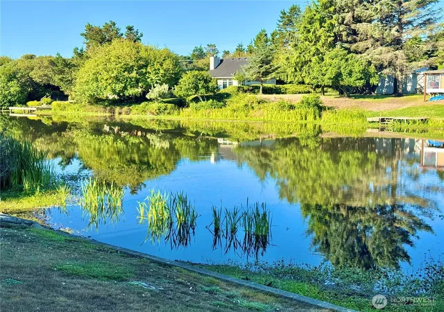 Photo 3 of Single family home for sale at 333 Canal Dr Ne, Ocean Shores, WA 98569 | MLS# NWM2425134 | Listing updated on 2026-09-17