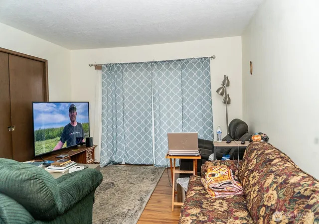 Photo 3 of Condo for sale at 2005 Tibbetts #213, Longview, WA 98632 | MLS# NWM2427699 | Listing updated on 2026-09-17