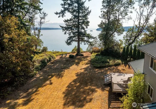 Photo 2 of Single family home for sale at 26 G Sound Pl, Hat Island, WA 98206 | MLS# NWM2429741 | Listing updated on 2026-09-28