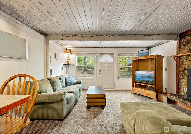 Photo 4 of Single family home for sale at 270 Skate Crk Rd N, Ashford, WA 98304 | MLS# NWM2429938 | Listing updated on 2026-09-17