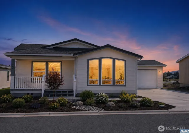 Photo 2 of Manufactured home for sale at 886 N Rock Rose Ave, Sequim, WA 98382 | MLS# NWM2430118 | Listing updated on 2026-09-25