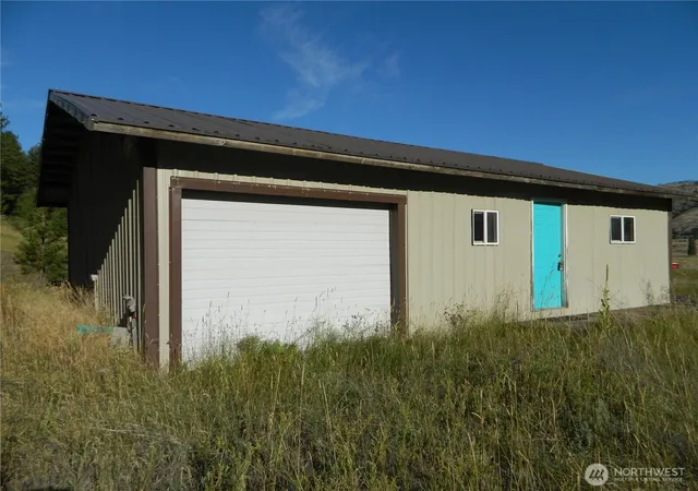 Photo 4 of Single family home for sale at 10 Sorona Way, Tonasket, WA 98855 | MLS# NWM2432432 | Listing updated on 2026-09-17