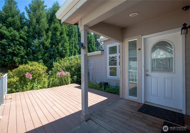 Photo 3 of Manufactured home for sale at 3504 Meadowbrook Ln Se, Lacey, WA 98503 | MLS# NWM2433054 | Listing updated on 2026-09-17