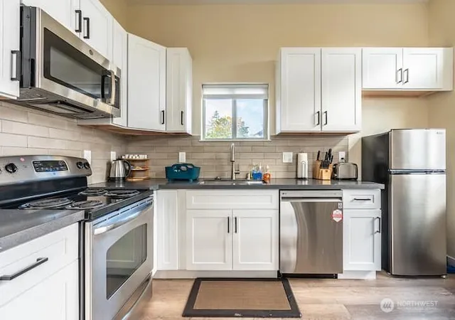 Photo 4 of Condo for sale at 10653 10655 22nd Place S, Seattle, WA 98168 | MLS# NWM2433334 | Listing updated on 2026-09-17