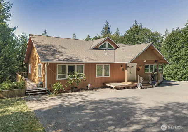 Photo 3 of Single family home for sale at 16705 92nd Street Nw, Lakebay, WA 98349 | MLS# NWM2433660 | Listing updated on 2026-09-17