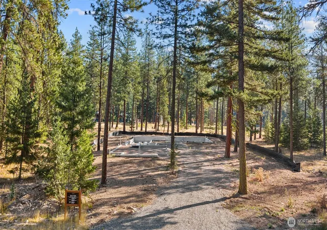 Photo 1 of Single family home for sale at 1891 Wanawish Loop, Cle Elum, WA 98922 | MLS# NWM2434438 | Listing updated on 2026-09-17