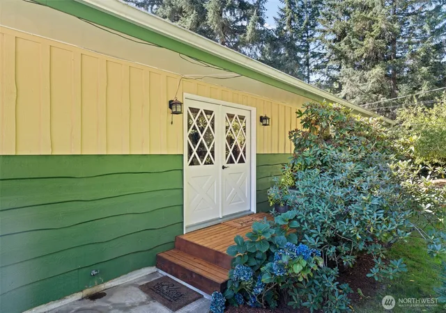 Photo 4 of Single family home for sale at 1906 164th Street S, Spanaway, WA 98387 | MLS# NWM2434585 | Listing updated on 2026-09-17