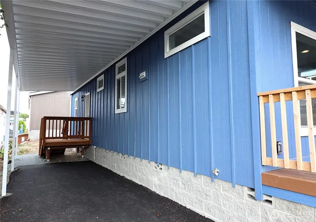 Photo 3 of Manufactured home for sale at 3420 S 182nd Place #209, Sea Tac, WA 98188 | MLS# NWM2435425 | Listing updated on 2026-09-24