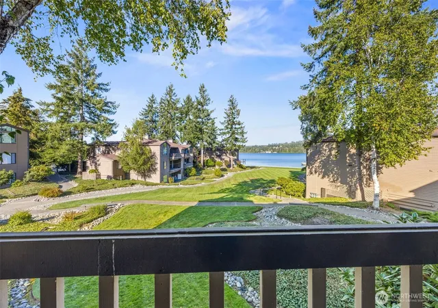 Photo 2 of Condo for sale at 17442 Ne 40th Place #D3, Redmond, WA 98052 | MLS# NWM2435498 | Listing updated on 2026-09-17