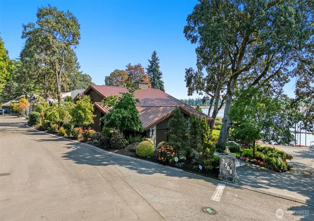 Photo 3 of Single family home for sale at 3708 Se 139 Avenue, Vancouver, WA 98683 | MLS# NWM2435502 | Listing updated on 2026-09-17