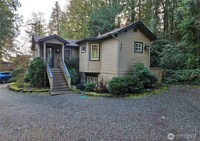 Photo 2 of Single family home for sale at 9380 Ferncliff Ave Ne, Bainbridge Island, WA 98110 | MLS# NWM2435568 | Listing updated on 2026-09-17