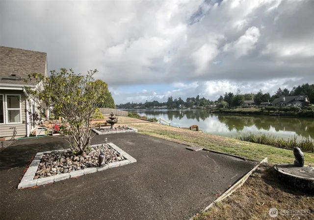 Photo 3 of Single family home for sale at 184 Bass Ave NE, Ocean Shores, WA 98569 | MLS# NWM2435671 | Listing updated on 2026-09-17