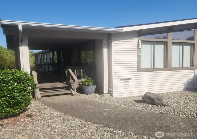 Photo 2 of Contingent at 1402 22nd Street Ne #503, Auburn, WA 98002 | MLS# NWM2435933 | Listing updated on 2026-09-28
