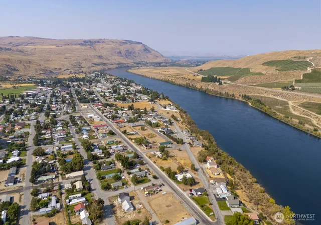 Photo 3 of Land for sale at 2011 Columbia Blvd, Bridgeport, WA 98813 | MLS# NWM2436286 | Listing updated on 2026-09-17