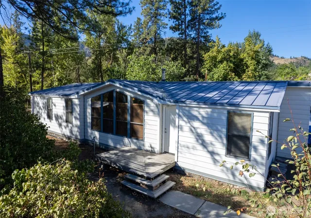 Photo 2 of Manufactured home for sale at 1221 Riverside Ave, Twisp, WA 98856 | MLS# NWM2436303 | Listing updated on 2026-09-17