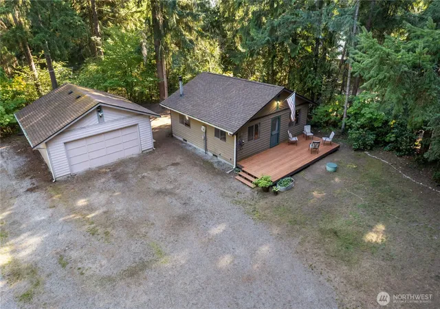 Photo 2 of Sale Pending at 17738 N Beachside Dr Se, Yelm, WA 98597 | MLS# NWM2436376 | Listing updated on 2026-09-25