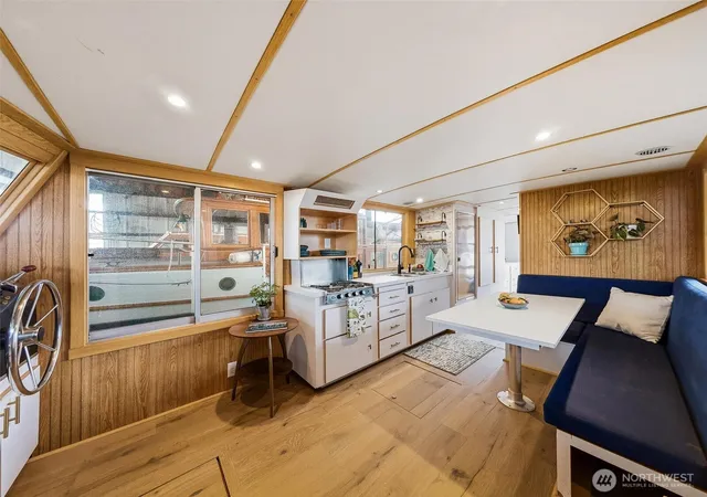 Photo 1 of Single family home for sale at 2401 N Northlake Way, Seattle, WA 98103 | MLS# NWM2436655 | Listing updated on 2026-09-17