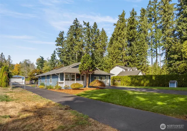 Photo 3 of Single family home for sale at 7123 Lakeside St Sw, Olympia, WA 98512 | MLS# NWM2436730 | Listing updated on 2026-09-17