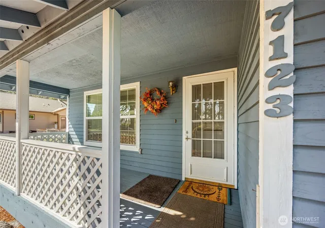Photo 3 of Single family home for sale at 7123 Lakeside St SW, Olympia, WA 98512 | MLS# NWM2436730 | Listing updated on 2026-09-17