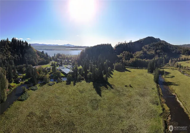 Photo 4 of House for sale at 105 E Valley Rd, Skamokawa, WA 98647 | MLS# NWM2437384 | Listing updated on 2026-09-25