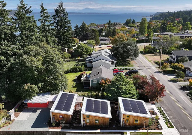 Photo 2 of Multi family home for sale at 624 A B & C 2nd St, Langley, WA 98260 | MLS# NWM2438096 | Listing updated on 2026-09-17