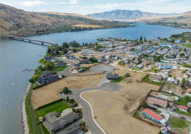 Photo 2 of Land for sale at 721 Heron Ct, Brewster, WA 98812 | MLS# NWM2438551 | Listing updated on 2026-09-17