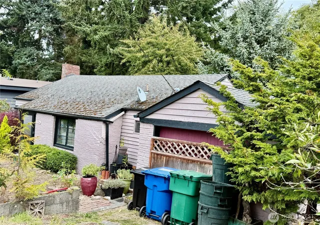 Photo 2 of Single family home for sale at 9104 28th Avenue Nw, Seattle, WA 98117 | MLS# NWM2438650 | Listing updated on 2026-10-01