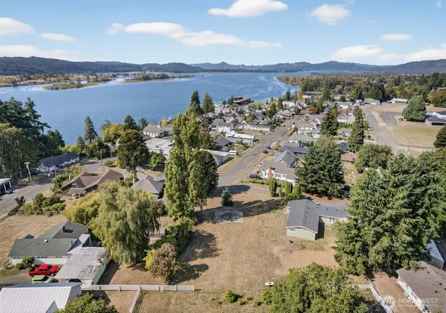 Photo 1 of Land for sale at 198 Alder St, Cathlamet, WA 98612 | MLS# NWM2439002 | Listing updated on 2026-09-17