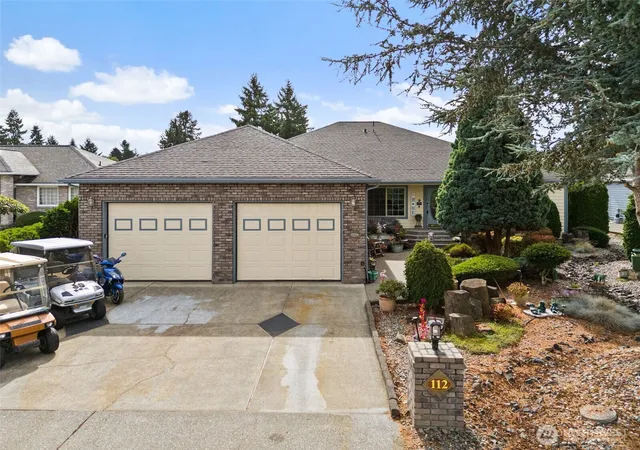 Photo 2 of Single family home for sale at 112 Village Way Dr, Chehalis, WA 98532 | MLS# NWM2439461 | Listing updated on 2026-09-17