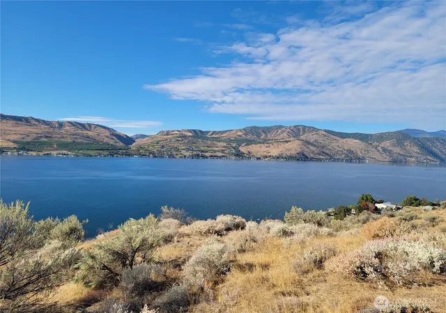 Photo 3 of Land for sale at 211 Viewland Way, Chelan, WA 98816 | MLS# NWM2439709 | Listing updated on 2026-09-17
