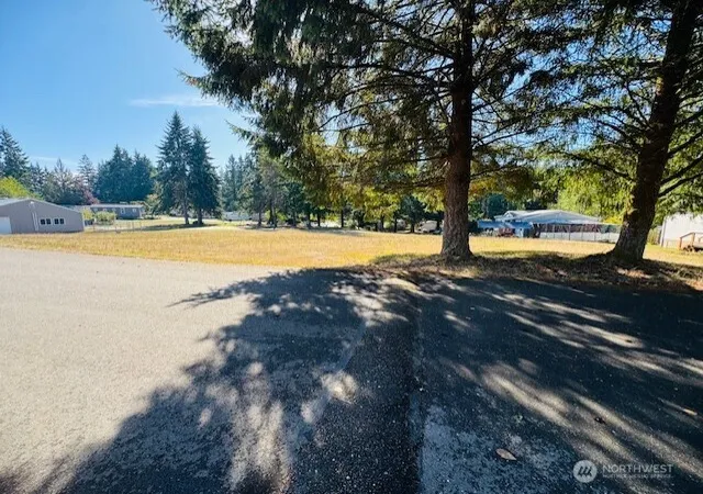 Photo 3 of Manufactured home for sale at 3371 Se Bielmeier Rd #85, Port Orchard, WA 98367 | MLS# NWM2439798 | Listing updated on 2026-09-28