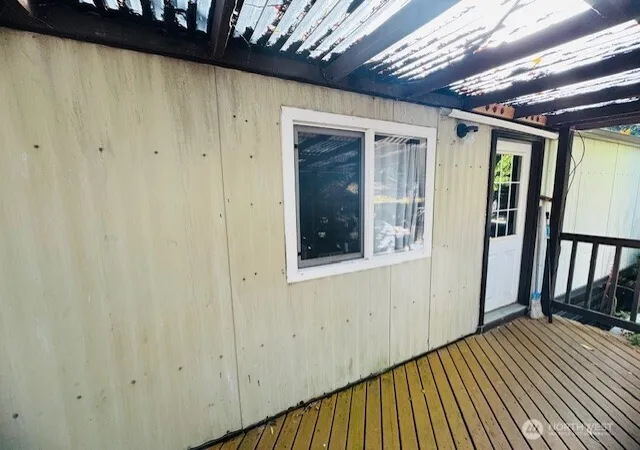 Photo 4 of Manufactured home for sale at 3371 SE Bielmeier Rd #85, Port Orchard, WA 98367 | MLS# NWM2439798 | Listing updated on 2026-09-28
