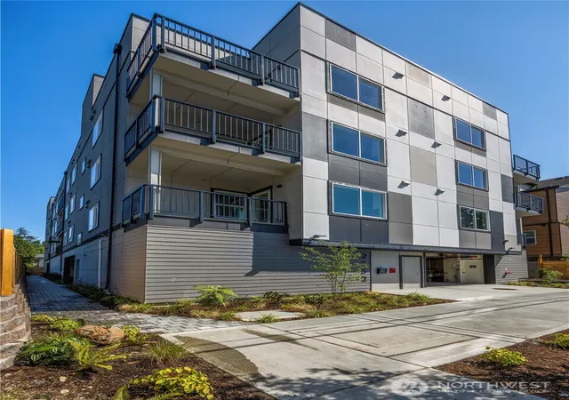 Photo 2 of Multi family home for sale at 2152 N 185th Street, Shoreline, WA 98133 | MLS# NWM2439882 | Listing updated on 2026-09-17