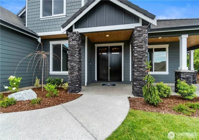 Photo 4 of Single family home for sale at 1210 267th Street E, Spanaway, WA 98387 | MLS# NWM2440215 | Listing updated on 2026-09-17