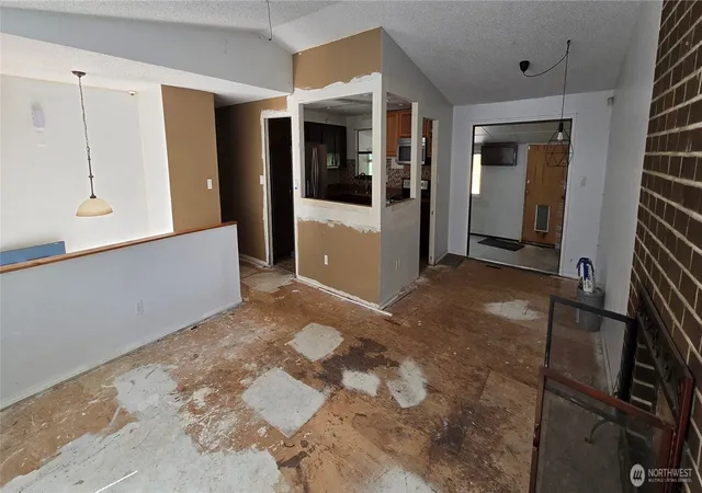 Photo 3 of Sale Pending at 5626 S Gove St, Tacoma, WA 98409 | MLS# NWM2441159 | Listing updated on 2026-09-29