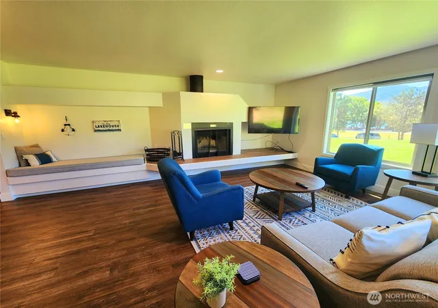 Photo 4 of House for sale at 1 Lodge 601 E, Manson, WA 98831 | MLS# NWM2441447 | Listing updated on 2026-09-17