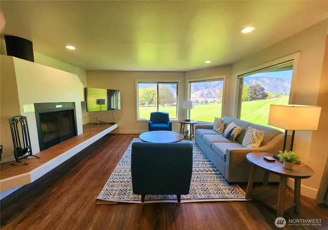Photo 4 of House for sale at 1 Lodge 601 M, Manson, WA 98831 | MLS# NWM2441482 | Listing updated on 2026-09-17