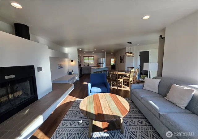 Photo 4 of House for sale at 1 Lodge 640 O, Manson, WA 98831 | MLS# NWM2441488 | Listing updated on 2026-09-17