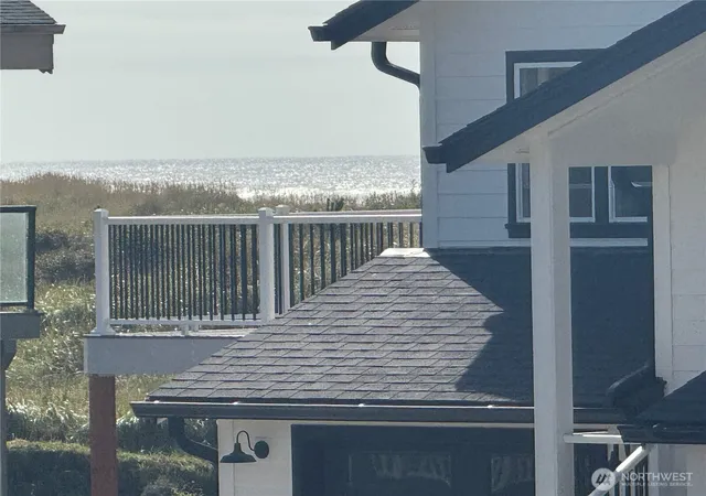 Photo 4 of Single family home for sale at 35210 F Pl, Ocean Park, WA 98640 | MLS# NWM2442457 | Listing updated on 2026-09-17