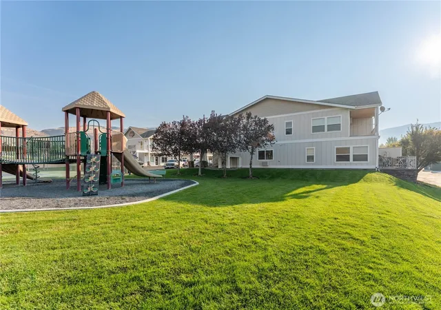 Photo 3 of Condo for sale at 23772 Crescent Bay Dr Nw #107, Quincy, WA 98848 | MLS# NWM2442593 | Listing updated on 2026-09-22