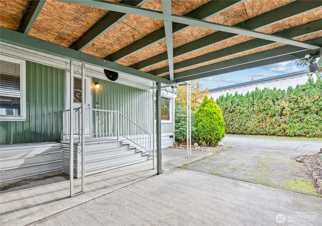Photo 2 of Manufactured home for sale at 2522 Old Hwy 99 S Rd #2, Mount Vernon, WA 98273 | MLS# NWM2442900 | Listing updated on 2026-09-17