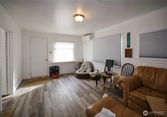 Photo 3 of Single family home for sale at 2735 Wishkah Rd, Aberdeen, WA 98520 | MLS# NWM2443746 | Listing updated on 2026-09-24