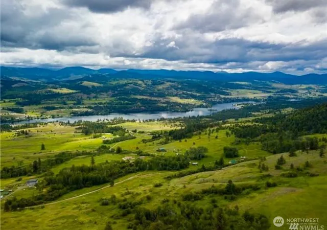 Photo 3 of Single family home for sale at 54 Hardrock Rd, Republic, WA 99166 | MLS# NWM2444041 | Listing updated on 2026-09-17