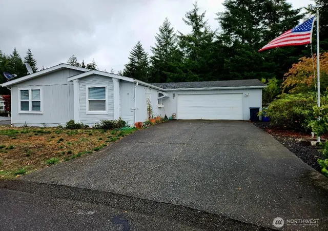 Photo 1 of Contingent at 19 Christmas Tree Ln, Shelton, WA 98584 | MLS# NWM2444106 | Listing updated on 2026-09-17