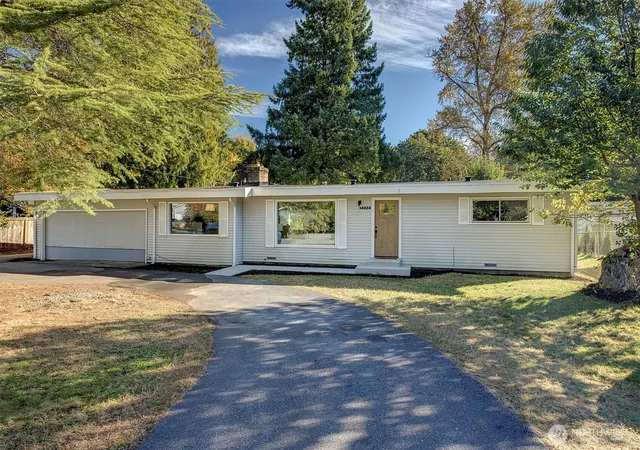Photo 2 of Sale Pending at 14024 169th Avenue Se, Renton, WA 98059 | MLS# NWM2444107 | Listing updated on 2026-09-26