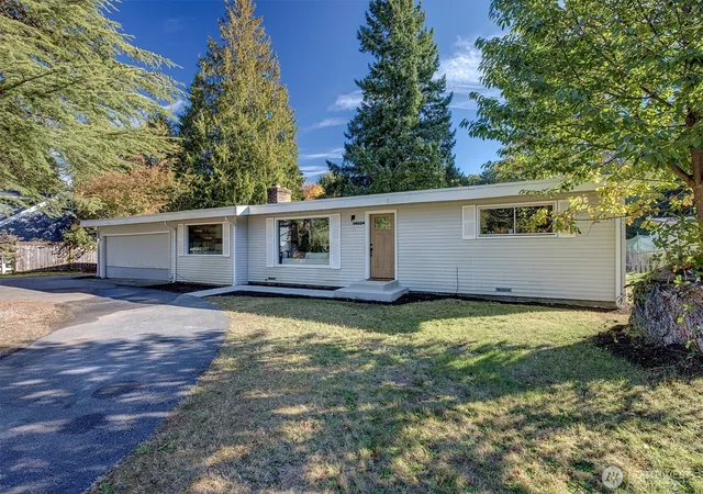 Photo 3 of Sale Pending at 14024 169th Avenue Se, Renton, WA 98059 | MLS# NWM2444107 | Listing updated on 2026-09-26