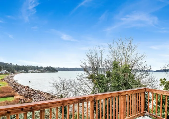 Photo 3 of Single family home for sale at 13574 S Green St, Anacortes, WA 98221 | MLS# NWM2444508 | Listing updated on 2026-09-24